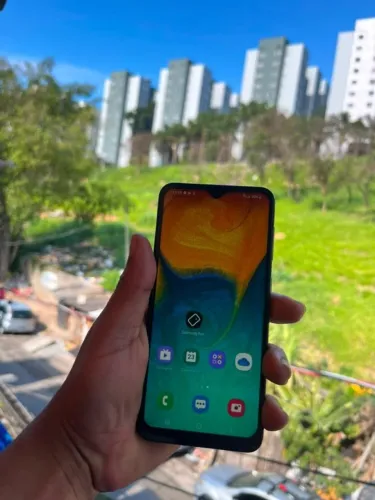 Samsung Galaxy A30