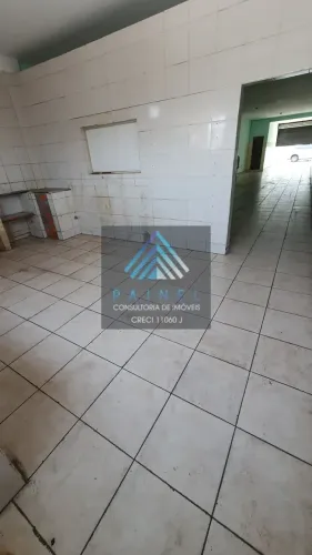 Salão Comercial 180 m² Excelente Ponto na Av. Basileia