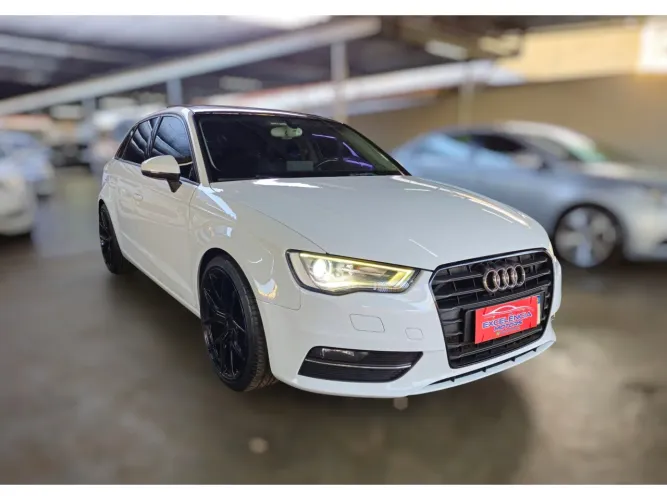Audi A3 1.8 5P Aut. 2014