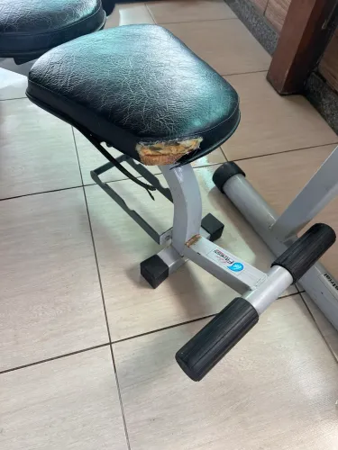 Banco regulável de musculação