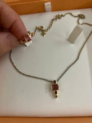 Conjunto colar e anel Vivara (prata) dourados com pedras marca vivara. Anel tamanho 15.