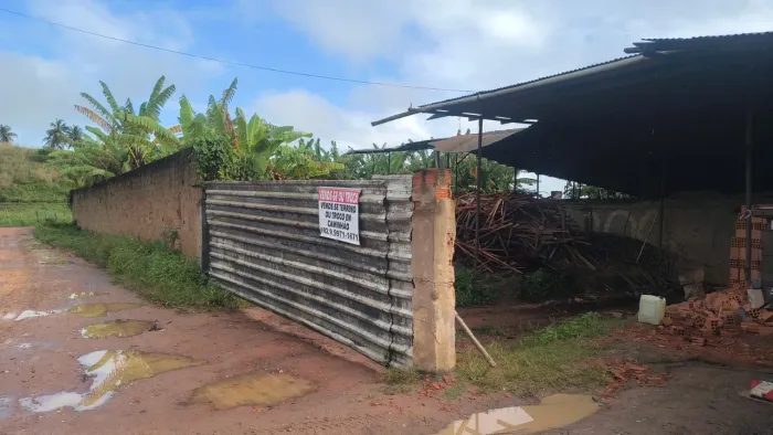 Vende-se cerâmica