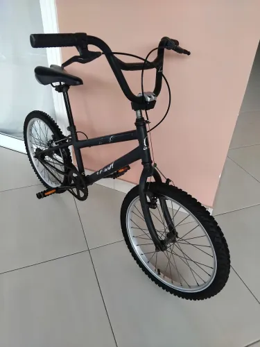Bicicleta caloi aro 20 ideal para manobras