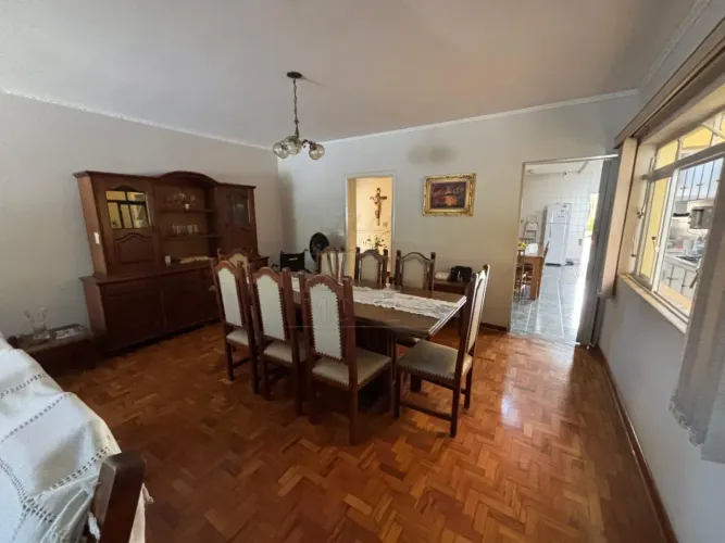 Casa para venda e locação no bairro Vila Medon em Americana