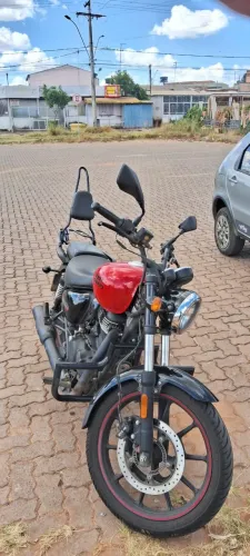 Moto Meteor Vermelha Royal Enfield