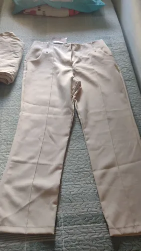 Calça nova