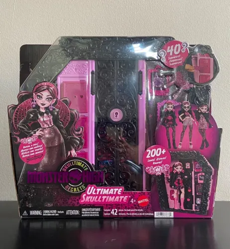 DRACULAURA ultimate skulltimate lacrada monster high
