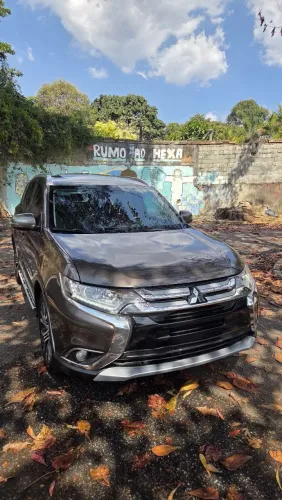 Mitsubishi Outlander Comfort 2.0 16V Aut. 2018