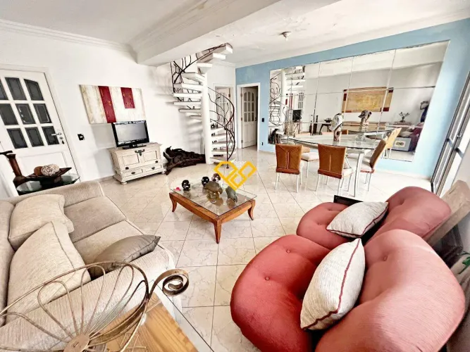 Cobertura Duplex 3 dormitórios a Venda em Santos - SP