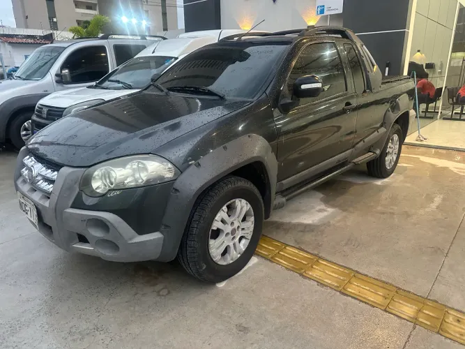 Fiat Strada Adventure 1.8/ 1.8 Locker Flex CE 2011