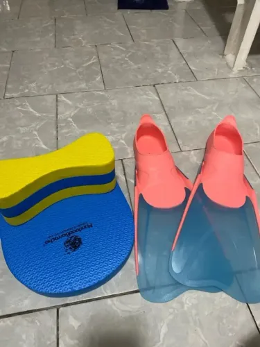 Kit Natação Prancha + Flutuador + Pé de pato