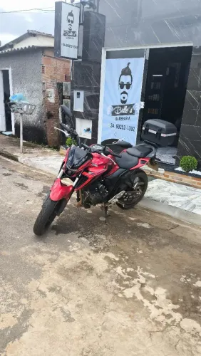 Vendo moto fazer 250 ano 2025