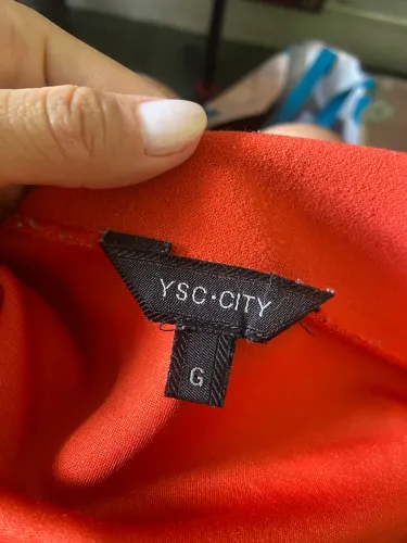 Short Feminino Laranja Elegante com Cinto - Tamanho G