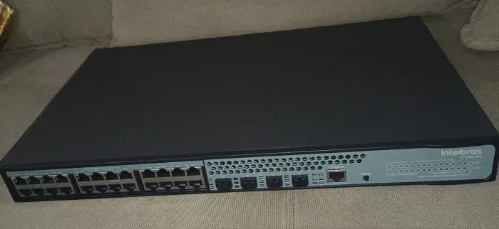 Switch Gerenciável Intelbras S2328G-PA.