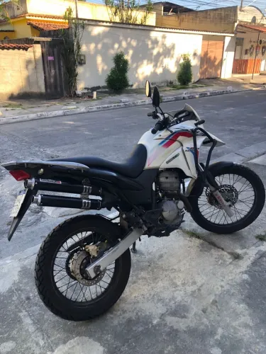 Cano de descarga coyote duplo