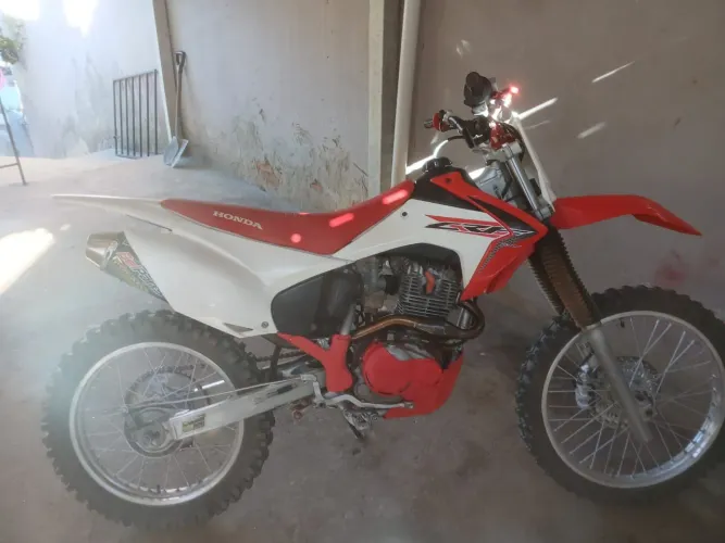 Vendo crf 230