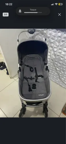 Carrinho de bebê moisés + bebê conforto