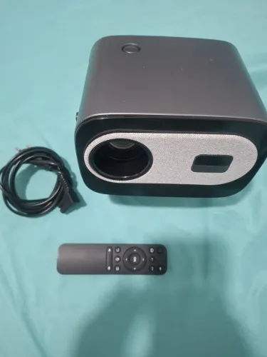 Projetor A10 funcionando - com defeito na tela/display - para conserto ou aproveitamento