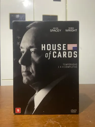 BOX DVD HOUSE OF CARDS TEMPORADAS 1 - 4 COMPLETAS