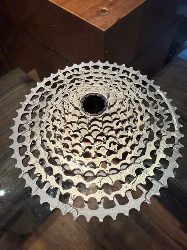 Cassete SRAM GX Eagle Transmission T-Type XS-1275 10-52T 12v