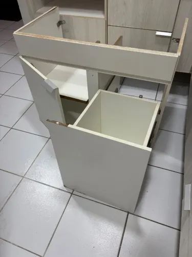 Armário para pia de banheiro