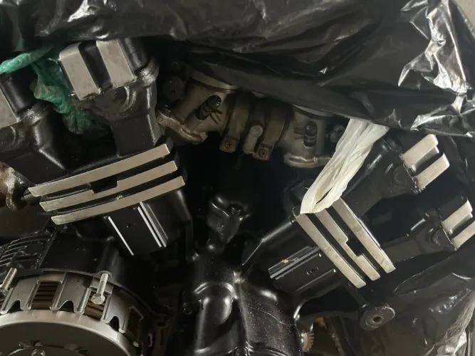 peças do motor Yamaha 1200 V Max