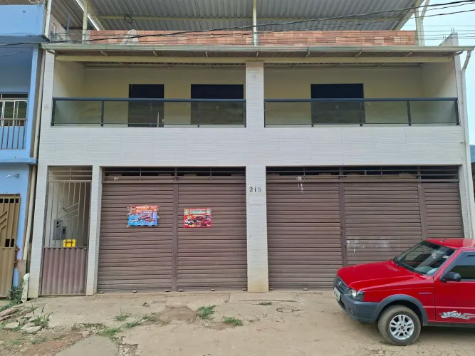 Vemdo ponto comercial com casa bem localizado