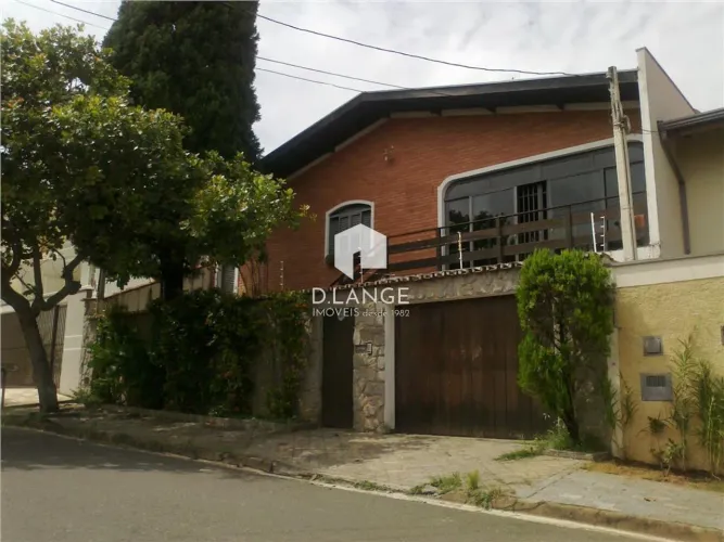 Casa à venda no bairro Parque Alto Taquaral em Campinas