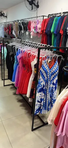 Arara industrial para loja de Roupa 