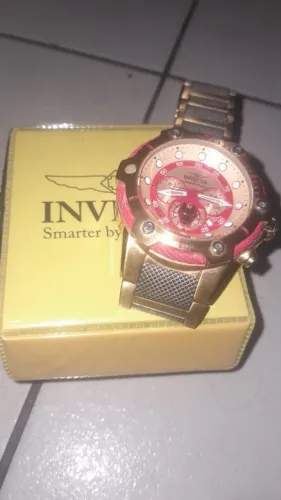 Relógio invicta primeira linha