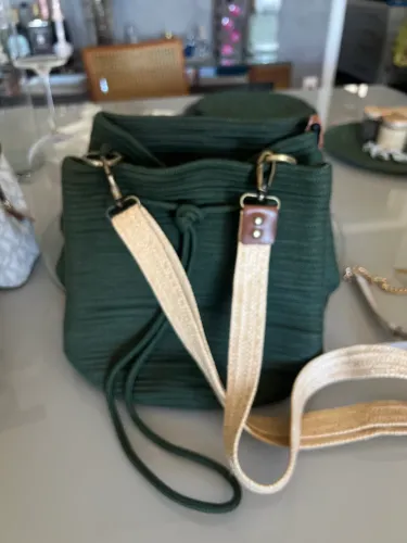Bolsa de corda, nova, verde oliva.
