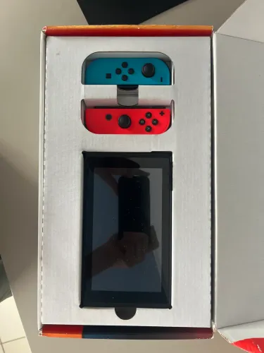 Nintendo Switch 32 GB
