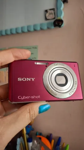 Cybershot Sony DSC W530 14 megapixels