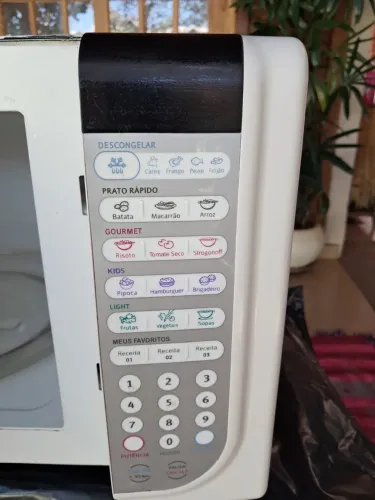 Microondas 31L Eletrolux