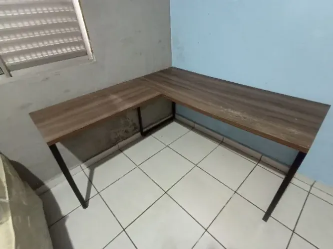 Mesa em L