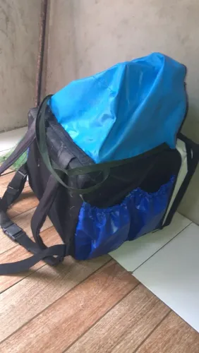 Vendo essa bag está em ótimo estado