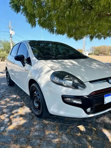Fiat Punto Essence 1.6 Flex 16V 5P 2013