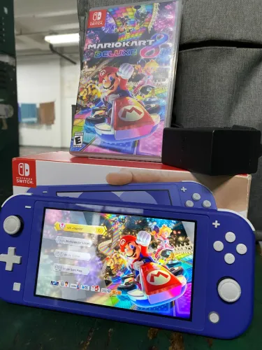 Nintendo Switch Bloquedo + Mário Kart Deluxe Físico