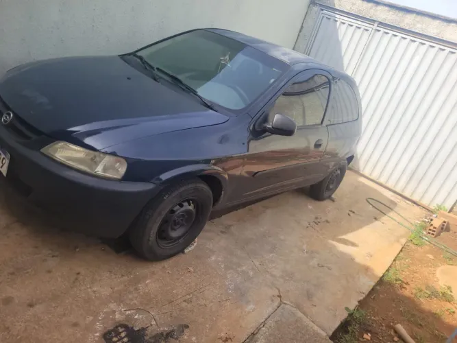 Chevrolet Celta 1.0/super/n.piq.1.0 MPFI VHC 8V 3P 2004