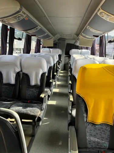 Micro-ônibus WL com Banheiro 