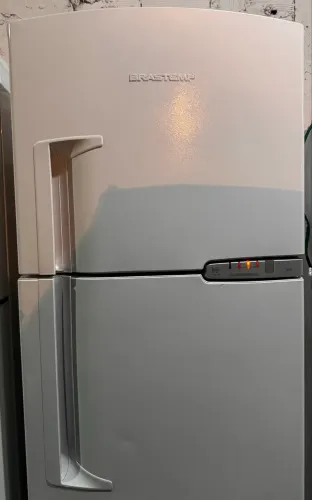Geladeira usada Brastemp Frost free gelando muito bem