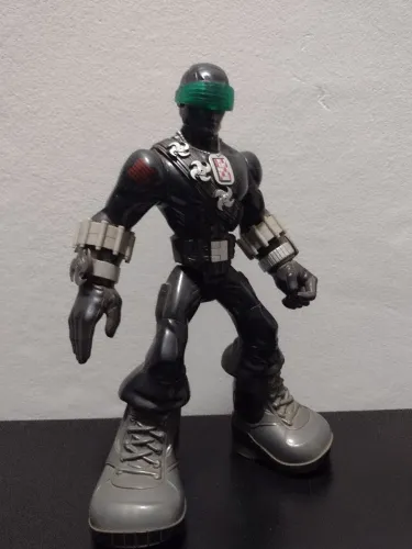 Figura de ação G.I. Joe Snake Eyes