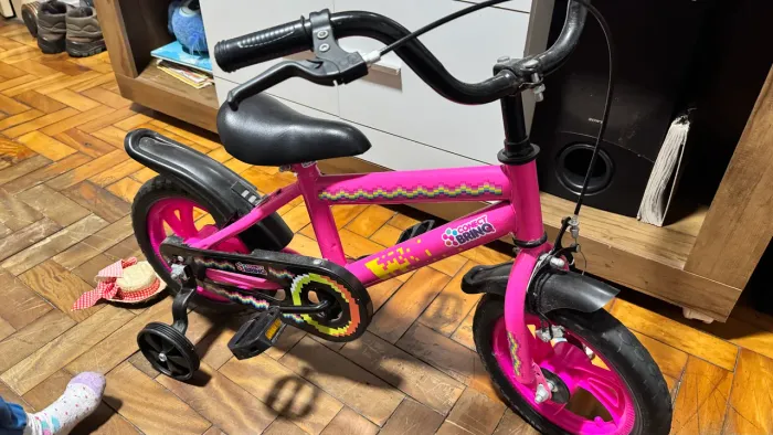 Bicicleta infantil menina