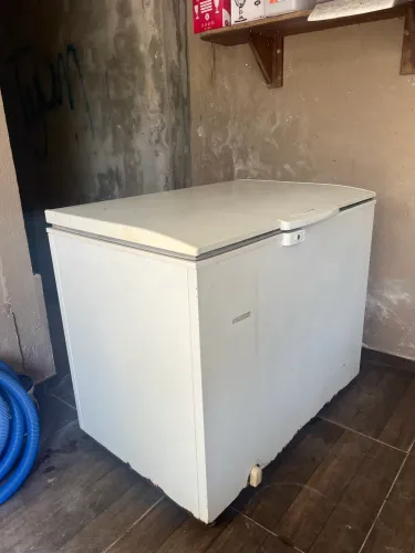 Freezer uma porta pra vender rápido
