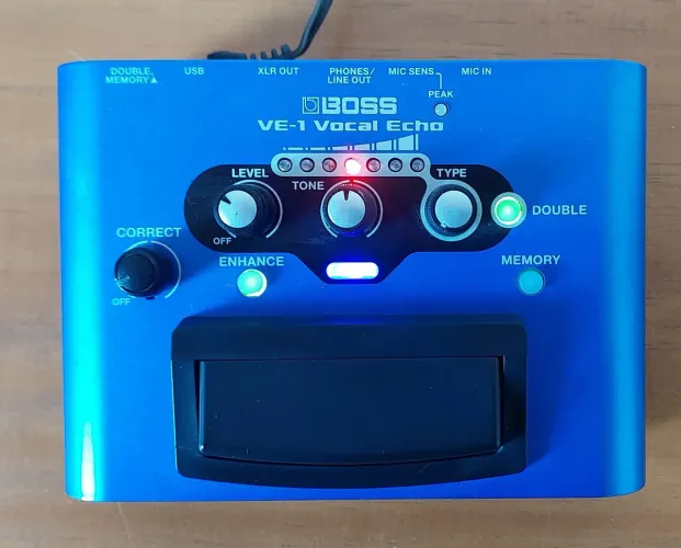 Pedal voz BOSS VE-1