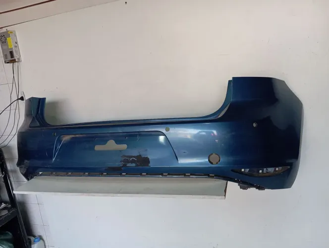 Para-choque Traseiro Volkswagen Golf 2016 2017 2018 Original 