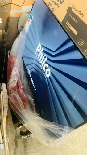 Philco roku TV 32 polegadas, lacrada e pra vender logo