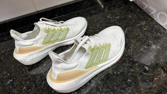 Tênis Ultraboost Adidas