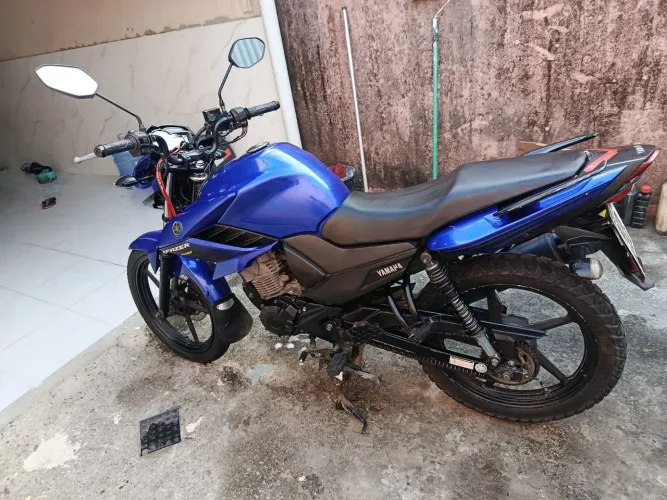 Vendo fazer 150 2022 revisado só tranferir e rodar.