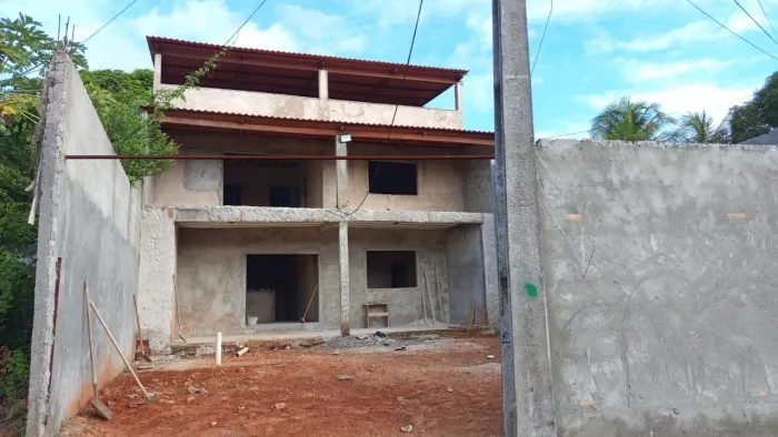 Prédio no melhor da linha verde 1km de Guarajuba